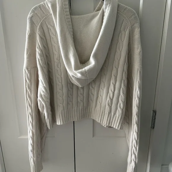 Sunday Best White Octavia Sweater Zip Up - Picture 8 of 9